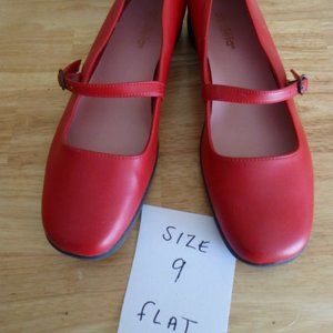 Mary Jane style rd shoes